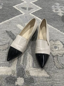 Nine West black and Cream Leather spectator flats, size 9 - Picture 1 of 6