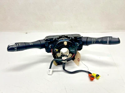 INTERRUPTOR COMBINADO LIMPIAPARABRISAS INTERMITENTE 14-19 INFINITI Q70L, LOTE3521 Foto 1 de 4