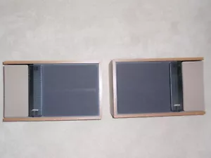Pair of Two Bose 301 Series II Direct Reflecting Speakers Wood - Picture 1 of 21