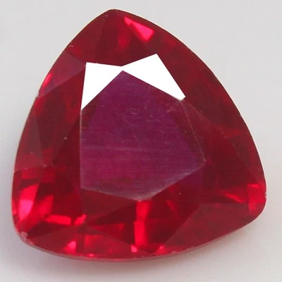 Natural 4.30 Ct Certified Mogok Pigeon Blood Red Ruby 10x10 MM Trillion Gemstone - Image 1 of 4