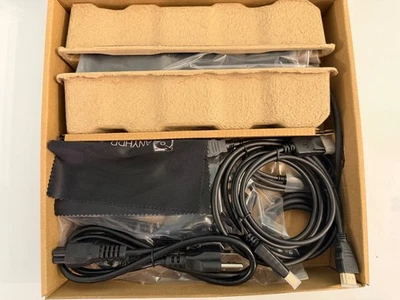 Dell WD19TB Thunderbolt 3 Docking Station With 180W AC Power Adapter - Image 1 of 3