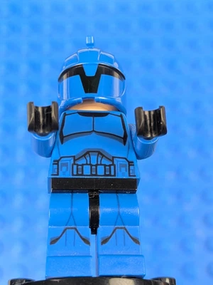 Lego Star Wars: The Clone Wars: Senate Commando - Printed Legs sw0614 Set 75088 - Image 1 of 4