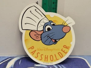 Walt Disney World Annual Passholder Car Magnet Remy Ratatouille Chef Remy 2019 - Picture 1 of 2