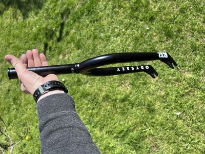 Odyssey R32 Forks Black - Image 1 of 4
