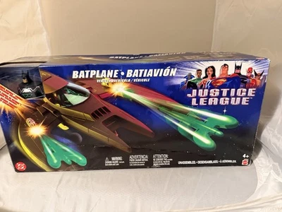 BATPLANE BATMAN PLANE MATTEL JUSTICE LEAGUE SUPER RARE W/FIGURE BUNDLE - Image 1 of 4