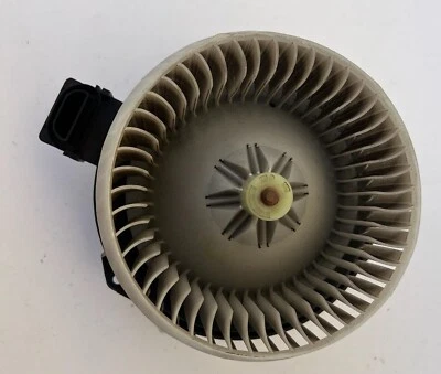 Ac Heater Blower Motor 272700-5151 OEM 08 -15 Scion XB / 05-10 Scion Tc  - Image 1 of 3