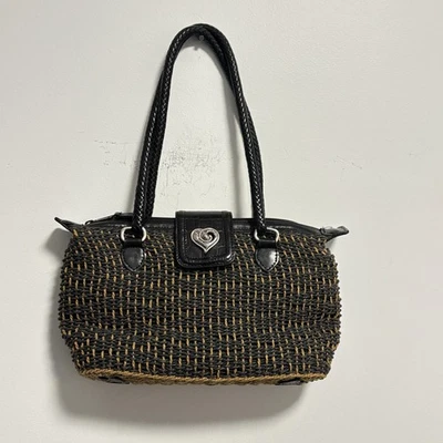 Bolso de hombro Brighton para mujer talla mediana de cuero negro tejido de paja Foto 1 de 4