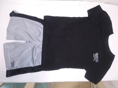 Reebok Short Sleeve Shirt And Short Outfit Black Boys Size 7 - Image 1 of 4