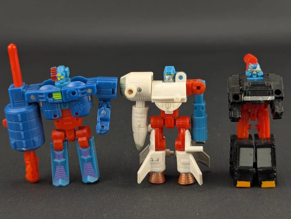 Transformers Armada Space Minicon Team complete Hasbro 2003 Requiem Blaster - Image 1 of 4