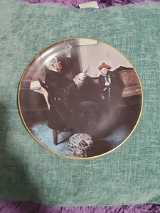 1977 Norman Rockwell "The Doctor And The Doll" Limited Edition Sammelteller - Bild 1 von 9