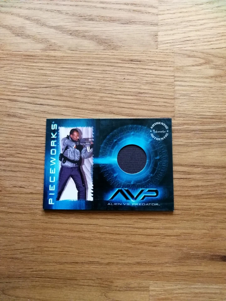 Alien vs. Predator Pieceworks Trading Card PW-5 Max (Colin Salmon) Pants - Bild 1 von 1