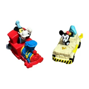 2 giocattoli ferroviari Mcdonalds 2020 Disney Topolino Minnie Runaway #1 & 3 dinosauro pippo - Foto 1 di 4