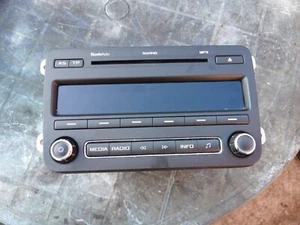 CD Autoradio 5J0035161C Skoda Fabia II mit Code - Bild 1 von 2