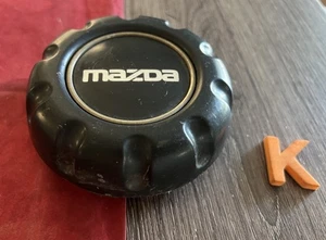#K 1) 1990-1993 Mazda B2600i B2200 Series OEM Wheel Center Cap BLACK LE - Picture 1 of 6