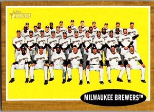 2011 Topps Heritage #61 Milwaukee Brewers - Picture 1 of 2