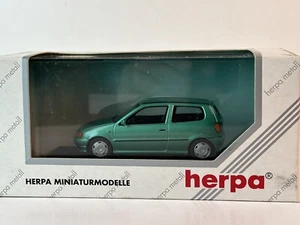Herpa 1:43 Scale Diecast Volkswagen Polo, Metallic Green With Original Box - Picture 1 of 10