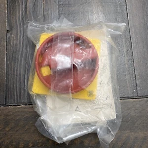 194L-HE6N-175 Load switch Rockwell N 67x67 0-1 OFF-ON USA SHIP FREE!! - Picture 1 of 2