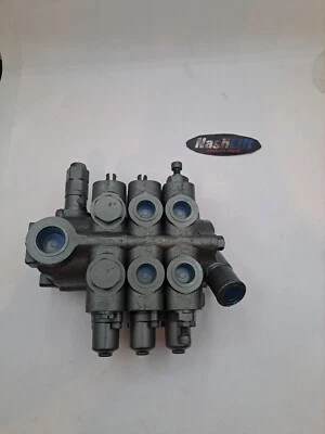 RM00000256 Válvula de control de 3 carretes remanufacturada Caterpillar SK02190225JE Foto 1 de 2