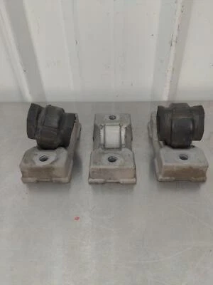 2009 Audi R8 hardware de montagem em barra oscilante 420411031A 420411327 33K KMS - Imagem 1 de 4