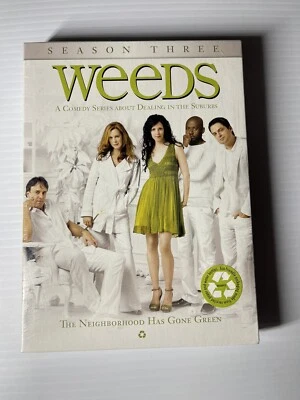 WEEDS Season 3 THREE 3-DVD Set 3rd Showtime Series BRAND NEW SEALED - Image 1 of 2