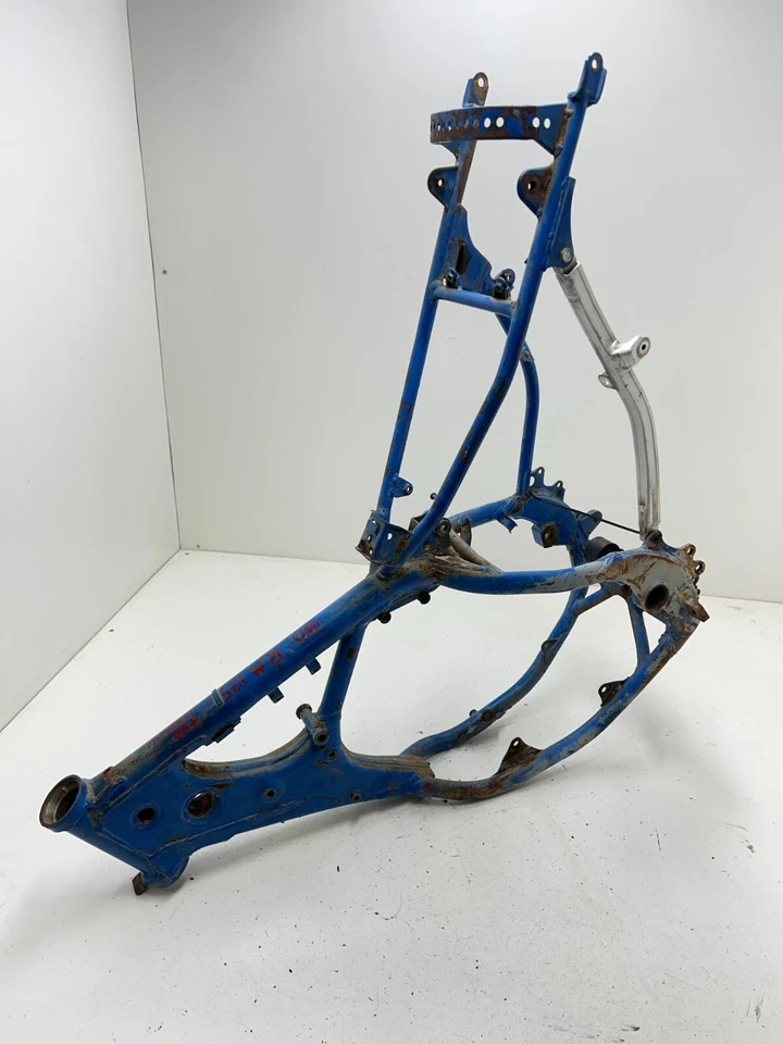 90 1990 SUZUKI RM125 RM 125 Main Frame Body Assembly Chassis Chassi BOS! READ - Image 1 of 4