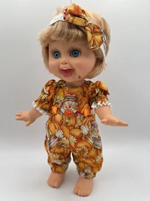 Muñeca Galoob Baby Face 1990 vintage ojos azules cabello rubio marca en la cara - leer Foto 1 de 4