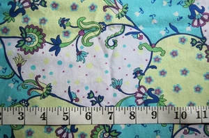 2+ Yard grün weiß lila Blumen skurril Baumwolle Quilten Stoff 86" x 44" - Bild 1 von 1