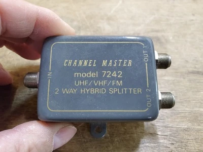 Channel Master 7242 2-Way Hybrid Splitter, UHF VHF FM NextGen TV Digital HD 4K - Image 1 of 4