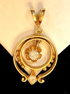 COLGANTE DE DIAMANTES NATURALES DE ORO DE 14K FIRMADO EN MUY BUENA CONDICIÓN MONTURA BUTTERCUP - Imagen 1 de 18