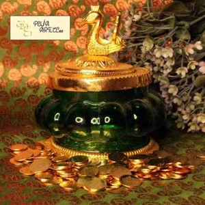Akshaya Kubera Lakshmi Topf mit 108 Pooja Münzen - Messing Laskshmi Kubera Yantra - Bild 1 von 3