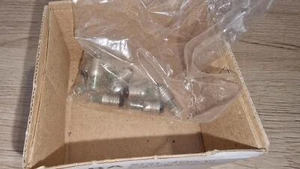 10 Stück Gira 49805 Ersatz Glimmlampe E10 230V 0,8mA Glimm Lampe E 10 NEU OVP - Bild 1 von 2