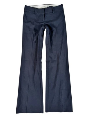 Calça social feminina Ann Taylor Marisa cinza cintura baixa frente plana fina alargada 0 - Imagem 1 de 4