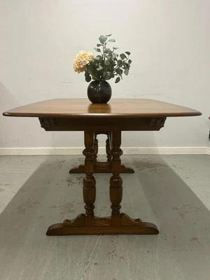 Ercol Grand Refectory Dining Table, 8ft Extending Dining Table - Image 1 of 4