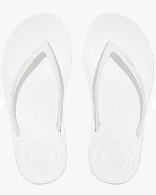 Chinelos FitFlopIQushion ergonômicos, branco urbano tamanho 7 SKU0729 - Imagem 1 de 4