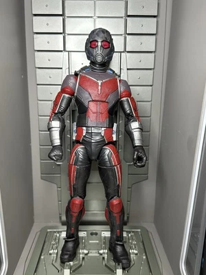Marvel Legends Giant-Man BAF Figura Completa 10” Película MCU Guerra Civil Ant-Man Foto 1 de 2
