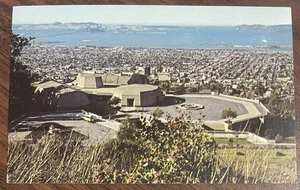 Postcard Lawrence Hall of Science University of California Berkeley, CA - Picture 1 of 2