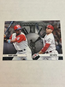 2023 TOPPS BARRY LARKIN JOEY VOTTO 193/299 TANDEM TIME SPANNING BLACK REDS SP - Foto 1 di 2