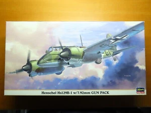 Hasegawa 1/48 Henschel Hs129B-1 w/7.92mm GUN PACK (09422) - Picture 1 of 9
