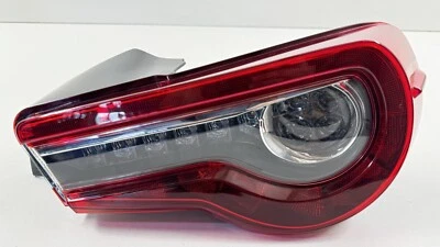 17-20 SUBARU BRZ PASAJERO LUZ TRASERA DERECHA LUZ TRASERA LÁMPARA OEM Foto 1 de 4