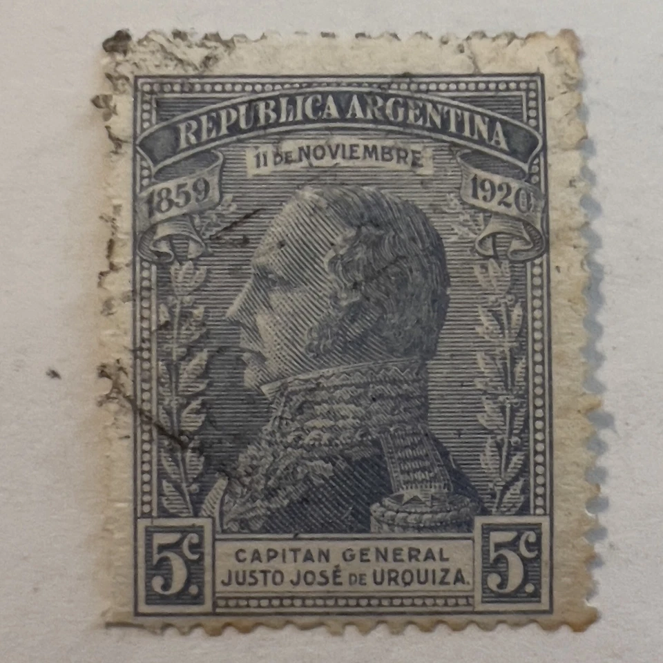 1920 5C ARGENTINA STAMP JUSTO JOSE DE URQUIZA SIGNED ON BACK - Image 1 of 2