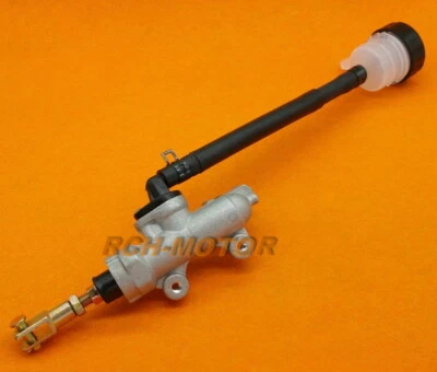 New Rear Brake Master Cylinder Pump For SUZUKI Bandit 600 GSF600S 1996-2003 - Image 1 of 2