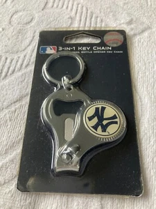 New York Yankees 3-IN-1 Metal Key Chain with Team Emblem MLB Licensed Baseball - Picture 1 of 2