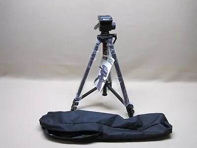 Coast Compact Camera Trii Pod Model VTR-77G - Image 1 of 4
