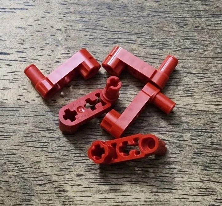 LEGO Red Technic Brazo Elevador Manivela / Pin 1 x 3 - Agujeros de eje Agujero de pasador cuadrado CANTIDAD 5 Foto 1 de 1
