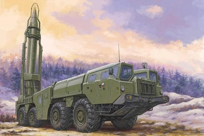 1:72 HOBBY BOSS KIT Soviet 9P117M1 Launcher +R17 Rocket Of 9K72 HB82939 MMC - Image 1 of 2