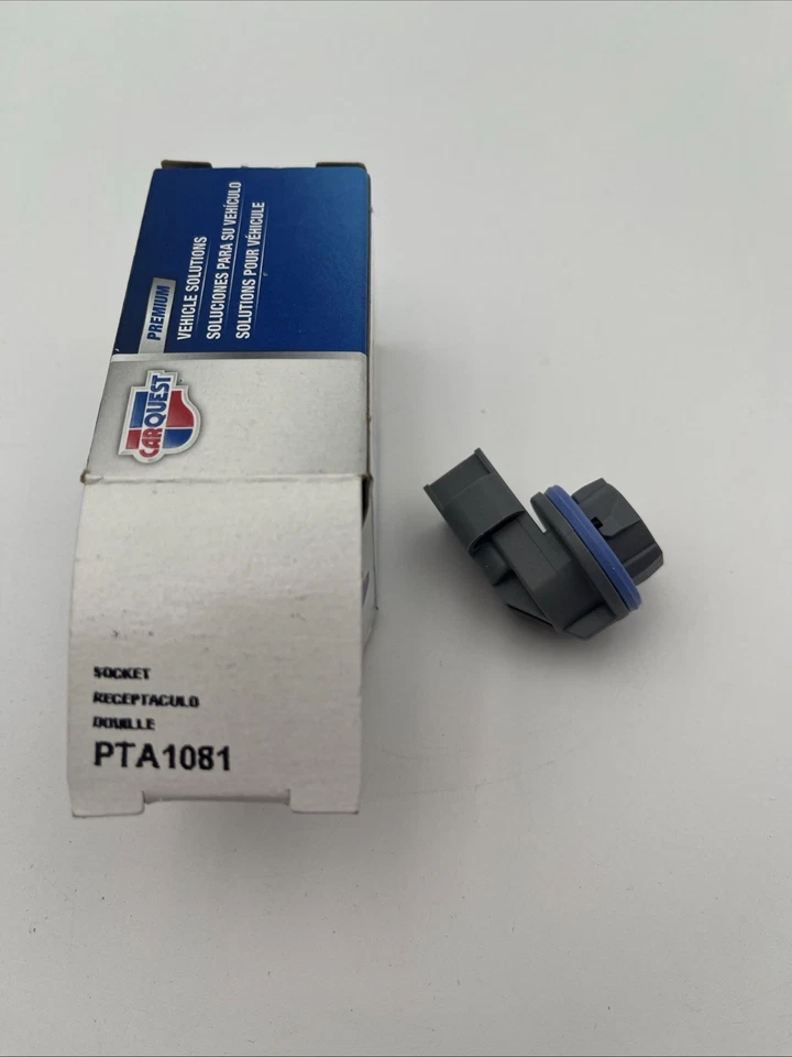 Enchufe de luz de respaldo Carquest Premium PTA1081 Foto 1 de 4