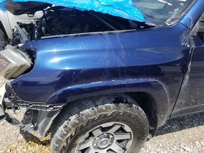 19 2019 TOYOTA 4 RUNNER TRD OFFROAD FENDER LEFT DRIVER BLUE  Foto 1 de 4