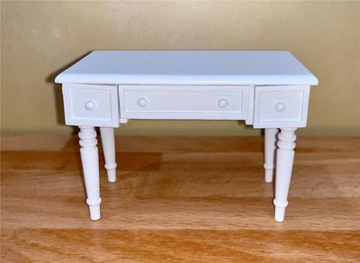 MINIATURE DOLLHOUSE 1:12 SCALE - LEE'S MINIS WHITE DESK - A136 - Image 1 of 2