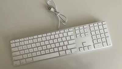 Keyboard Brand Apple Model:A1243 USB Wired Silver ,White – Free Shipping - Image 1 of 4