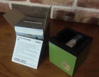 ARLAC Cendrier modéle CHROMATIC "vert" design 1970 mélamine & chrome neuf SWISS - Photo 1/4